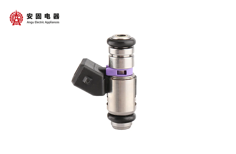 fuel injector for automotive engine system